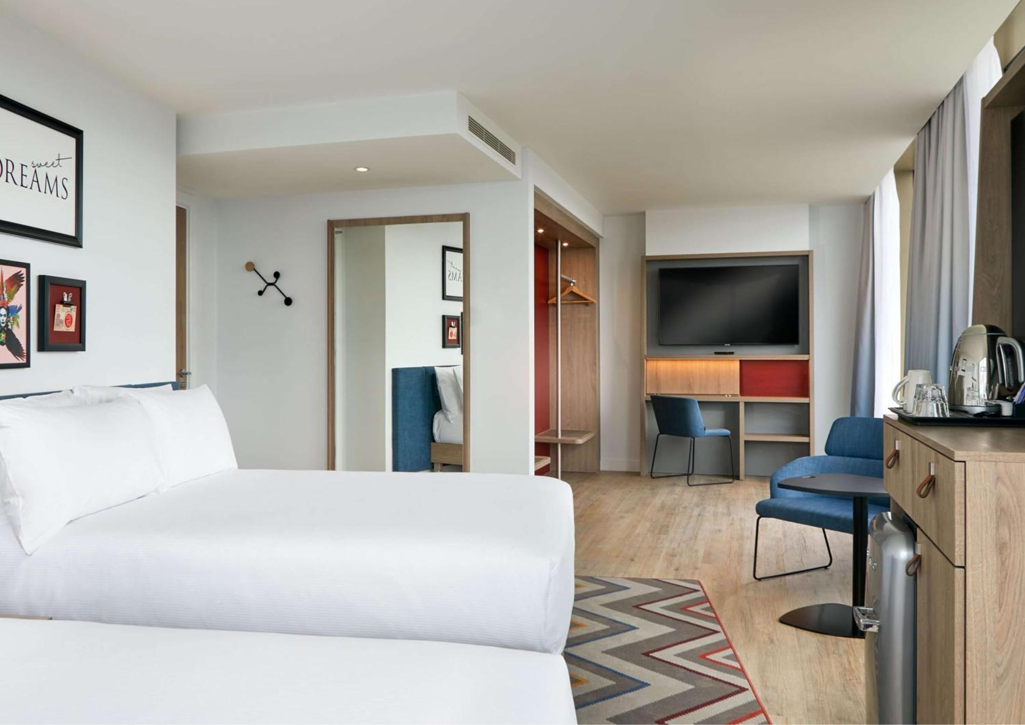 Hampton By Hilton Dublin City Centre エクステリア 写真