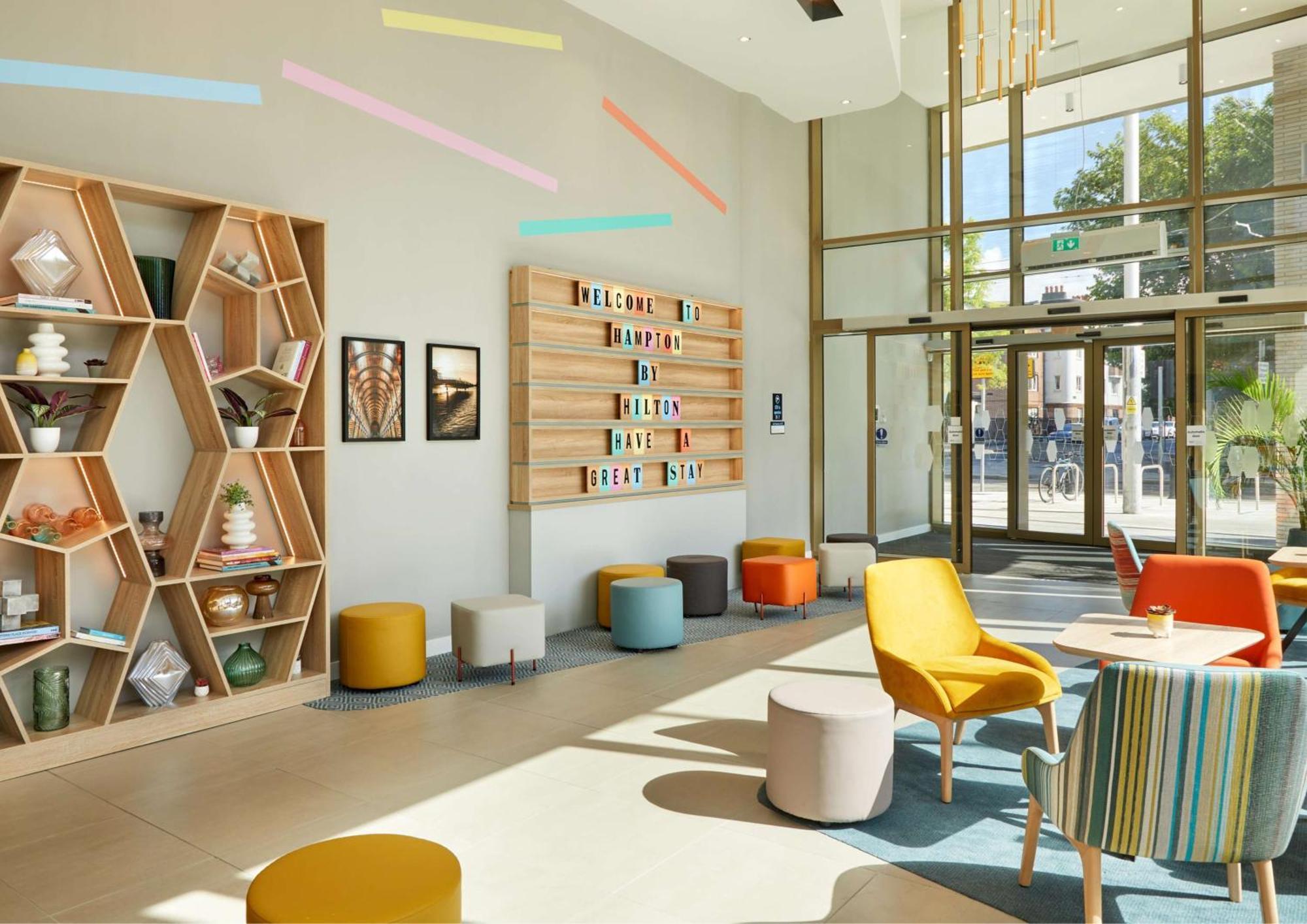 Hampton By Hilton Dublin City Centre エクステリア 写真