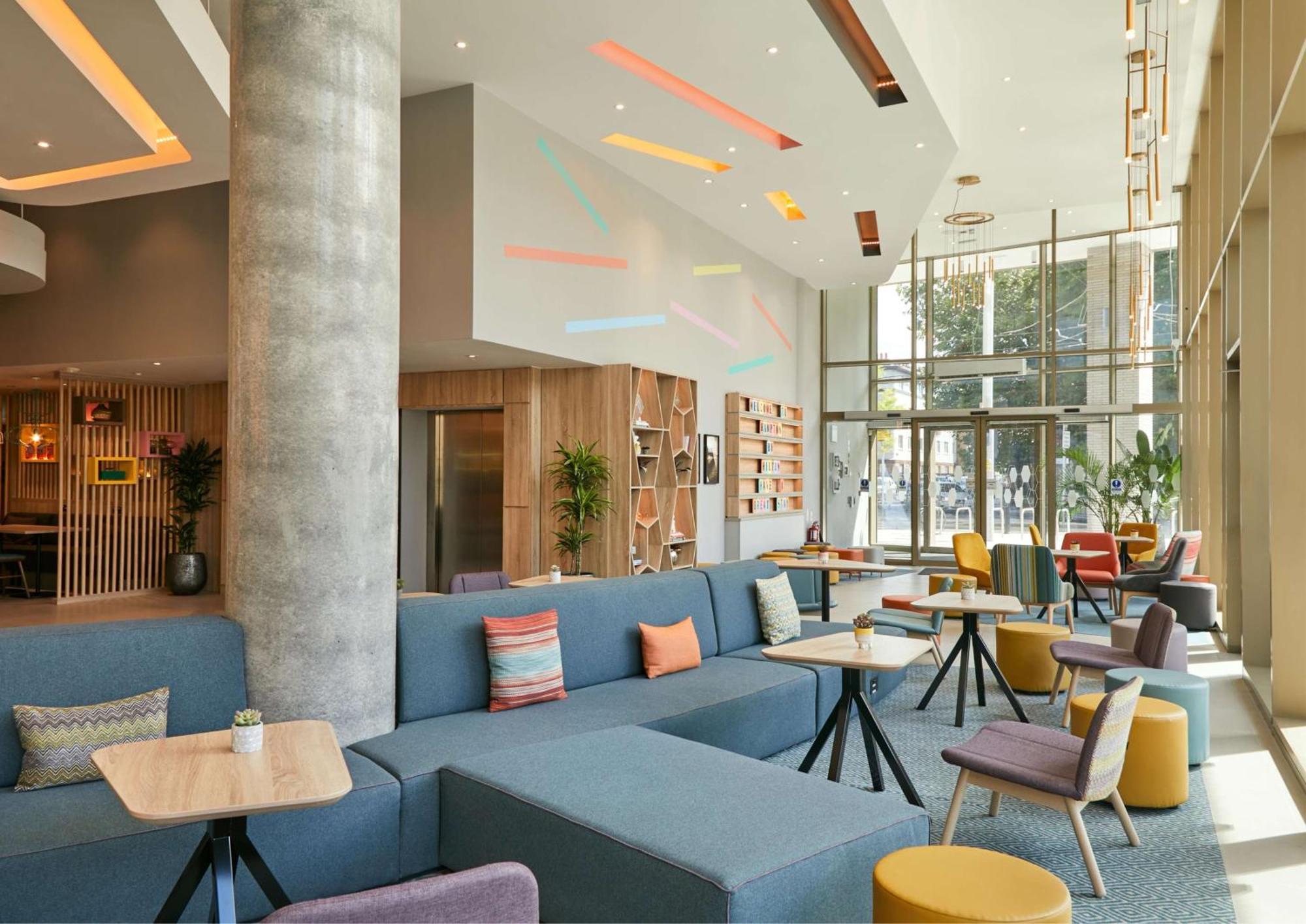 Hampton By Hilton Dublin City Centre エクステリア 写真